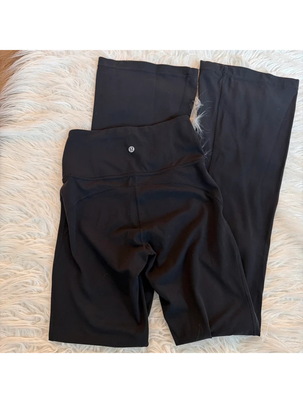 Lululemon Groove Pant Flare Super High-Rise  34” size 4